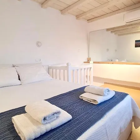 Sunny House Apartment *