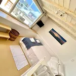Sunny House
